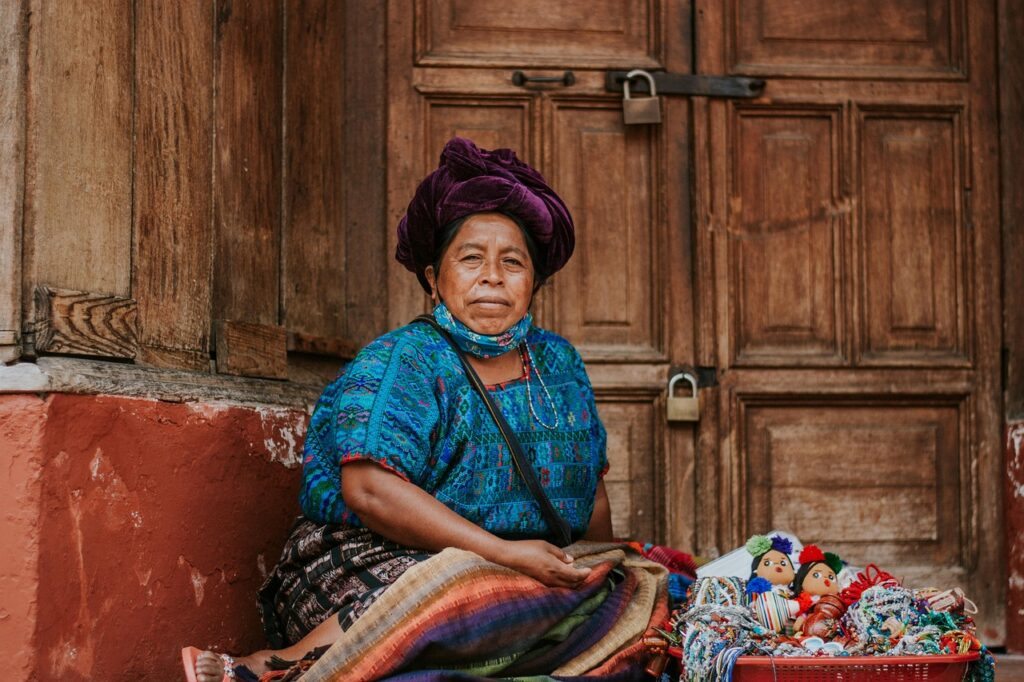 traditional costume, guatemalan, seller-6380759.jpg